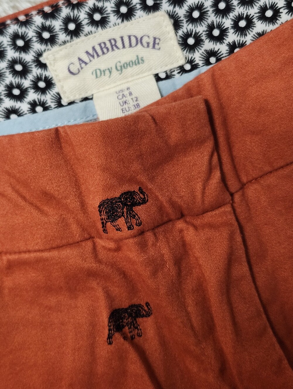 • Cambrige Women's Size 8 Orange Embroidered Elephants Flat Front Chino Shorts - Picture 3 of 9